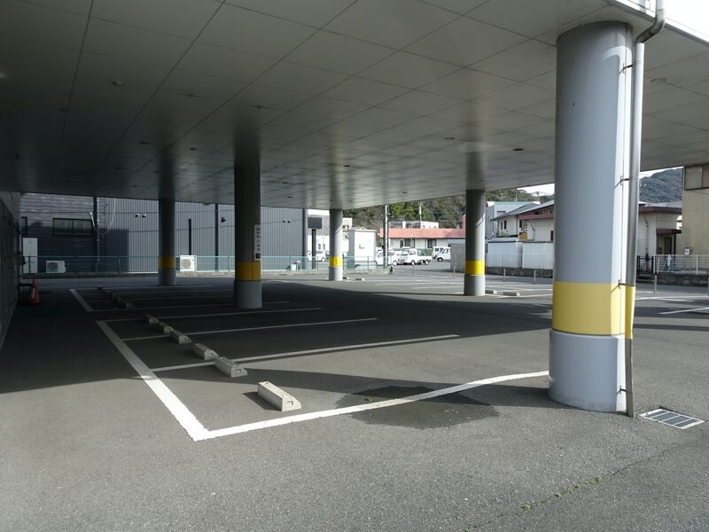 嵐山斎場 駐車場１