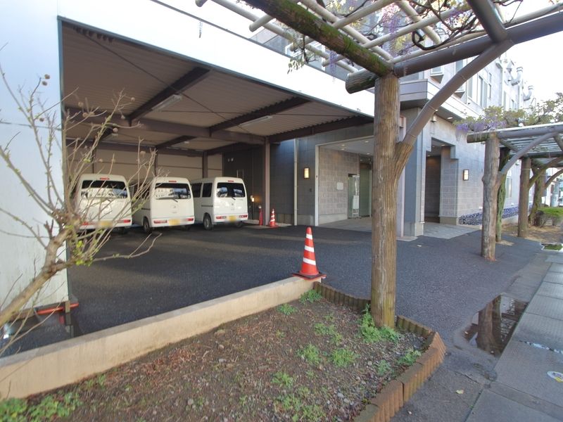 メモリアルホール藤塚 駐車場 (1)