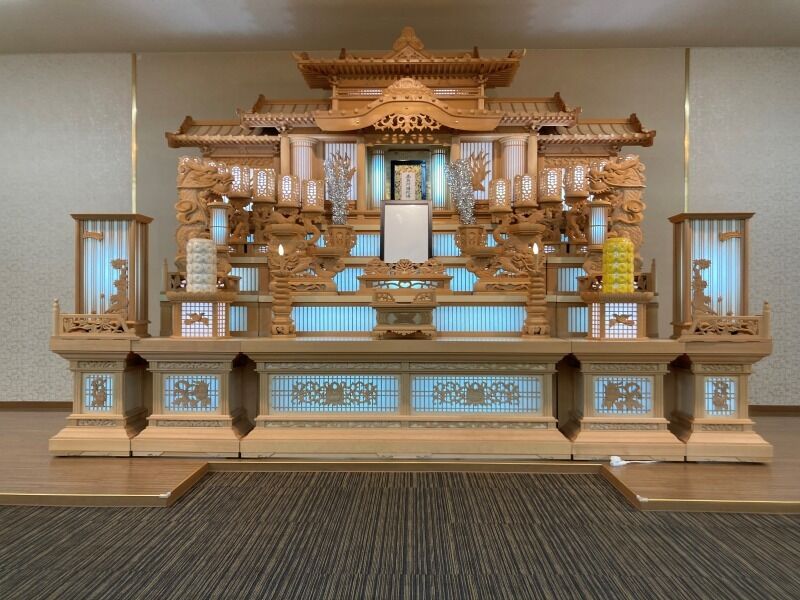 天惠ホール 祭壇