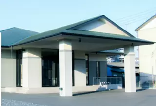 葬殿　二宮式場