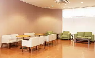 メモリア県庁前