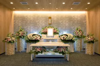 みんなの家族葬。ミウラ葬祭花園ホール