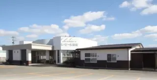 虹のホール　レゼール湖東