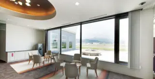 メモリアルーホール葉山