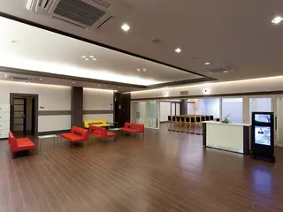 シティホール花畑