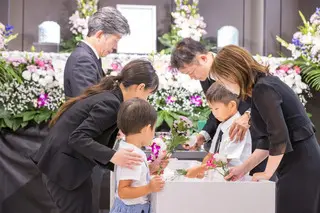 ユアホールおばやし