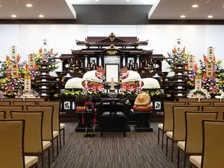 孝輝殿長安殿　八日町会館（旧江刺長安殿）