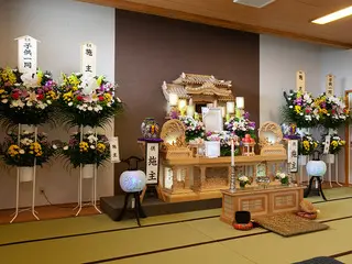 孝輝殿水沢台町会館