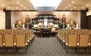 孝輝殿長安殿　八日町会館（旧江刺長安殿）