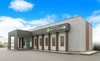 家族葬のファミラル三関