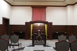 枚方市出屋敷西町ホール