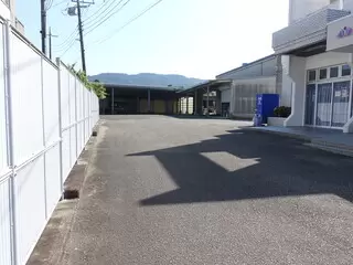 虹のホール 鴨川