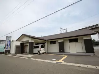 アオイ　ファミリーホール