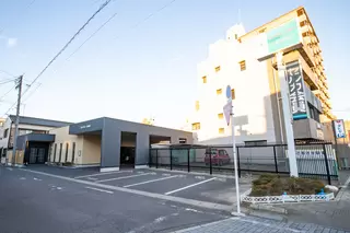 セルカホール駅前