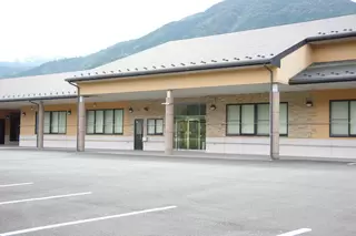 三野交通グループ　セレモニーホールみかも2号館