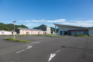 エンディングホール ⼼⾳ながと