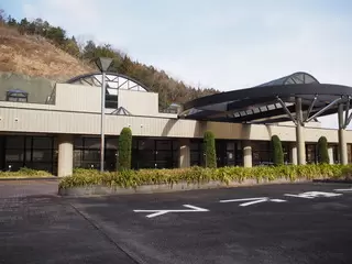 東かがわ市白鳥斎苑
