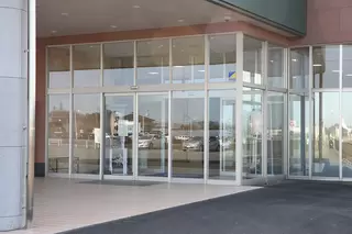 虹のホール一志虹のホール一志