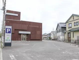 四生堂ファミリーホール