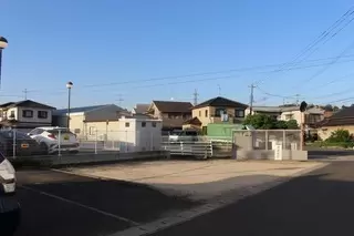 すみれの庭　平井会館