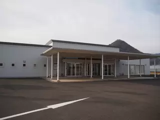 三豊メモリアルホール中央みの