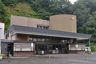 メモリアルプラザ光