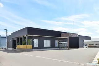 虹のホール アグレム よこて